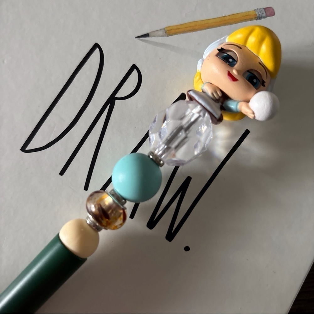 Disney Doorables: Cinderella: Cinderella with bubble outfit handmade beaded pen